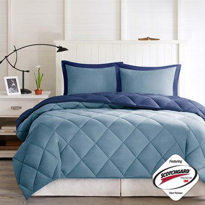Madison Park Essentials Larkspur 3M Scotchgard Reversible Down Alt Comforter Set in Navy / Light Blue, Twin / Twin XL BASI10-0198