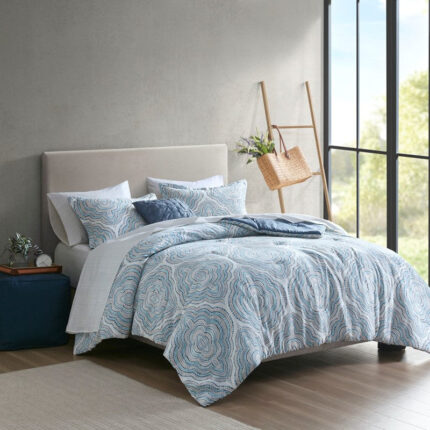 Madison Park Essentials Domino Comforter Set with Bed Sheets in Blue, King MPE10-964