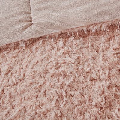 Madison Park Nova Faux Mohair Reverse Faux Mink Comforter Set in Blush, King MP10-6005