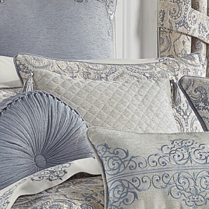 J Queen New York Aidan