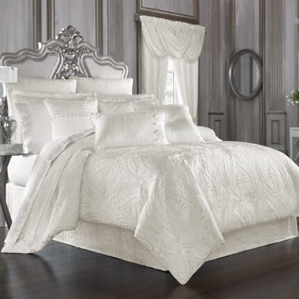 Bianco 4-Piece Comforter Set in White | 100% Polyester by J.Queen New York