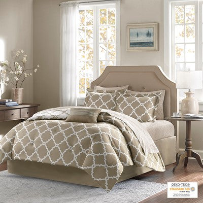 Madison Park Essentials Merritt Reversible Comforter Set with Cotton Bed Sheets in Taupe, Twin MPE10-127