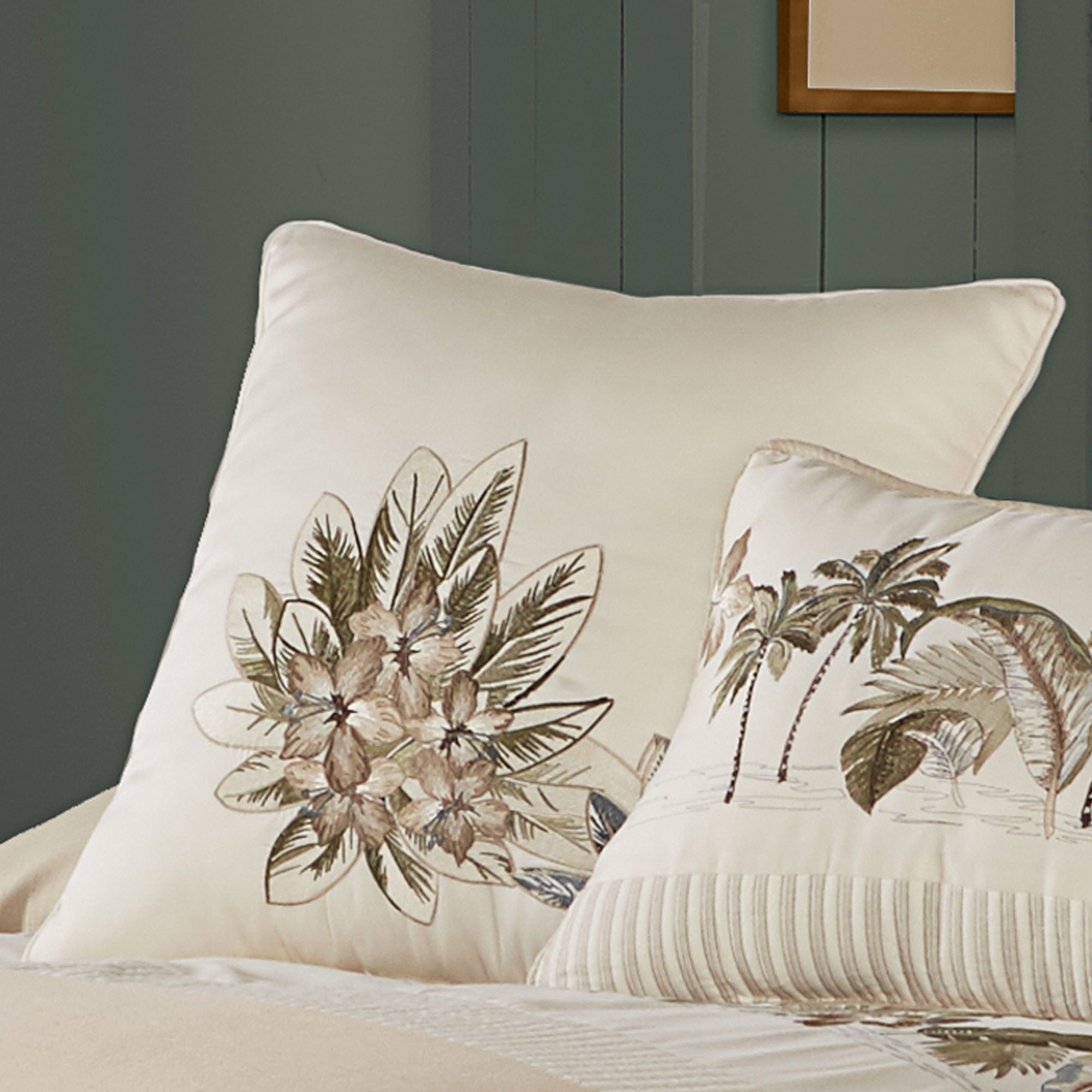 jqueen-new-york-palm-beach-20-square-decorative-throw-pillow-2