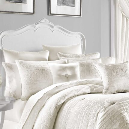 Mackay Comforter Set