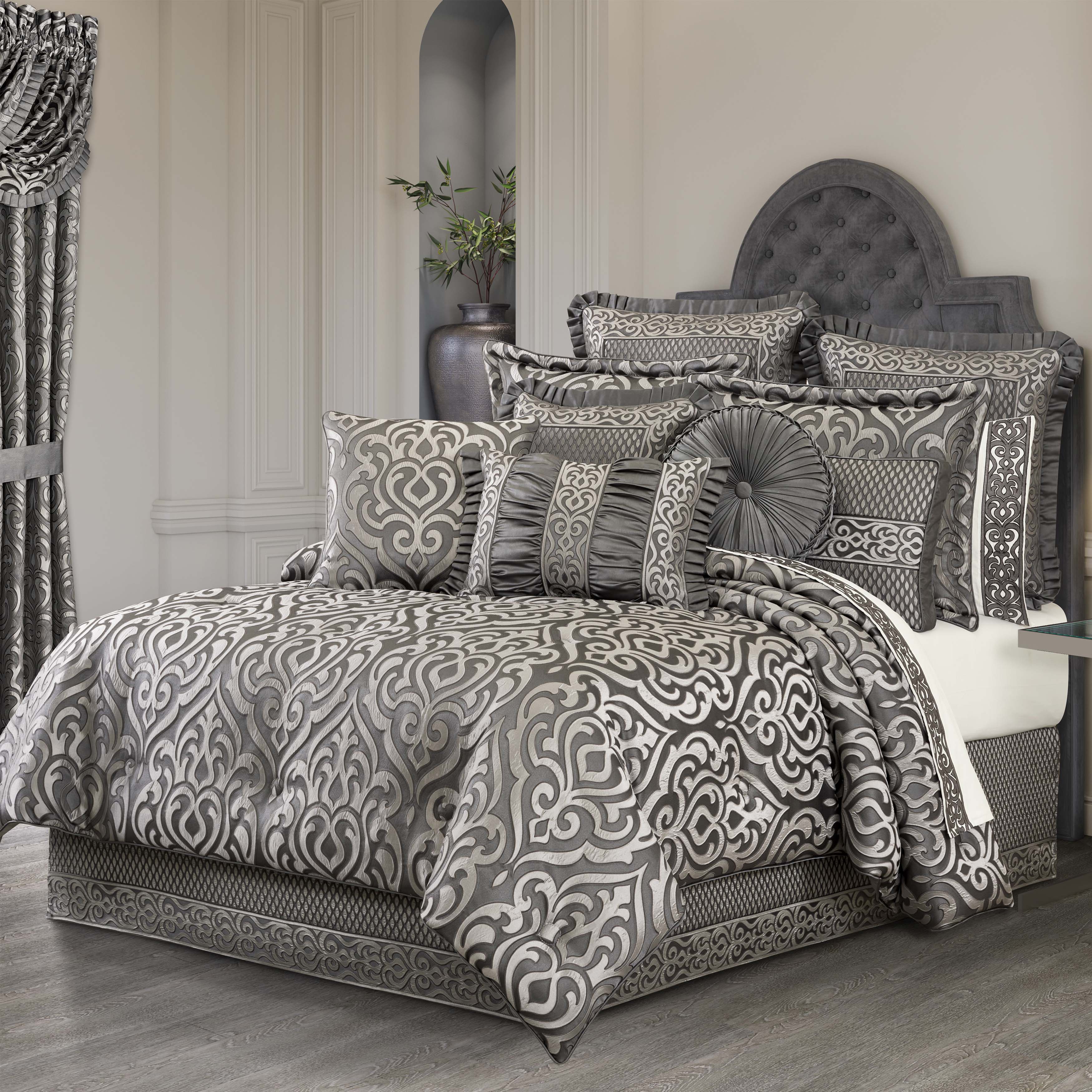 BoleroSilver4PieceComforterSet-1