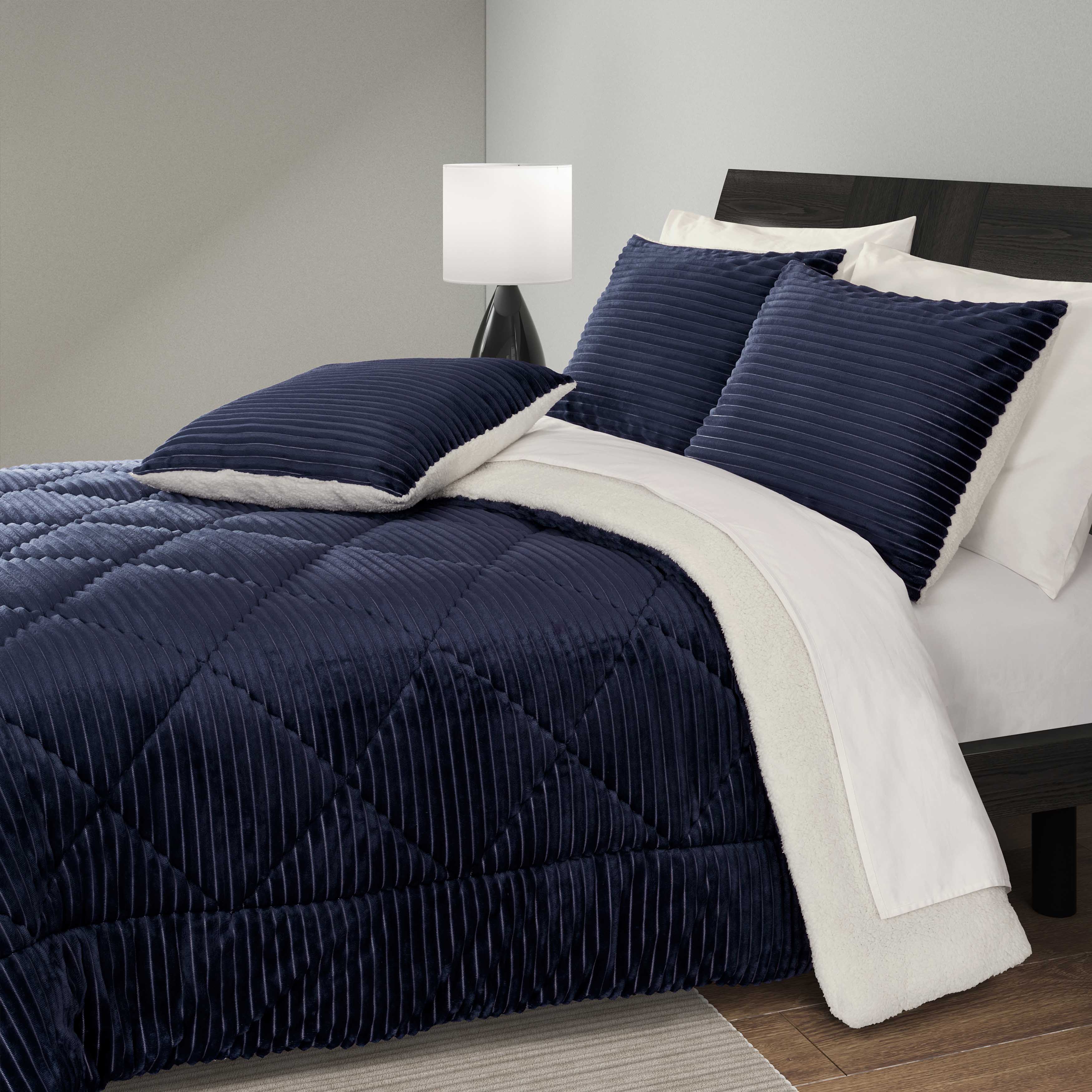 EverettNavy3PieceComforterSet-3