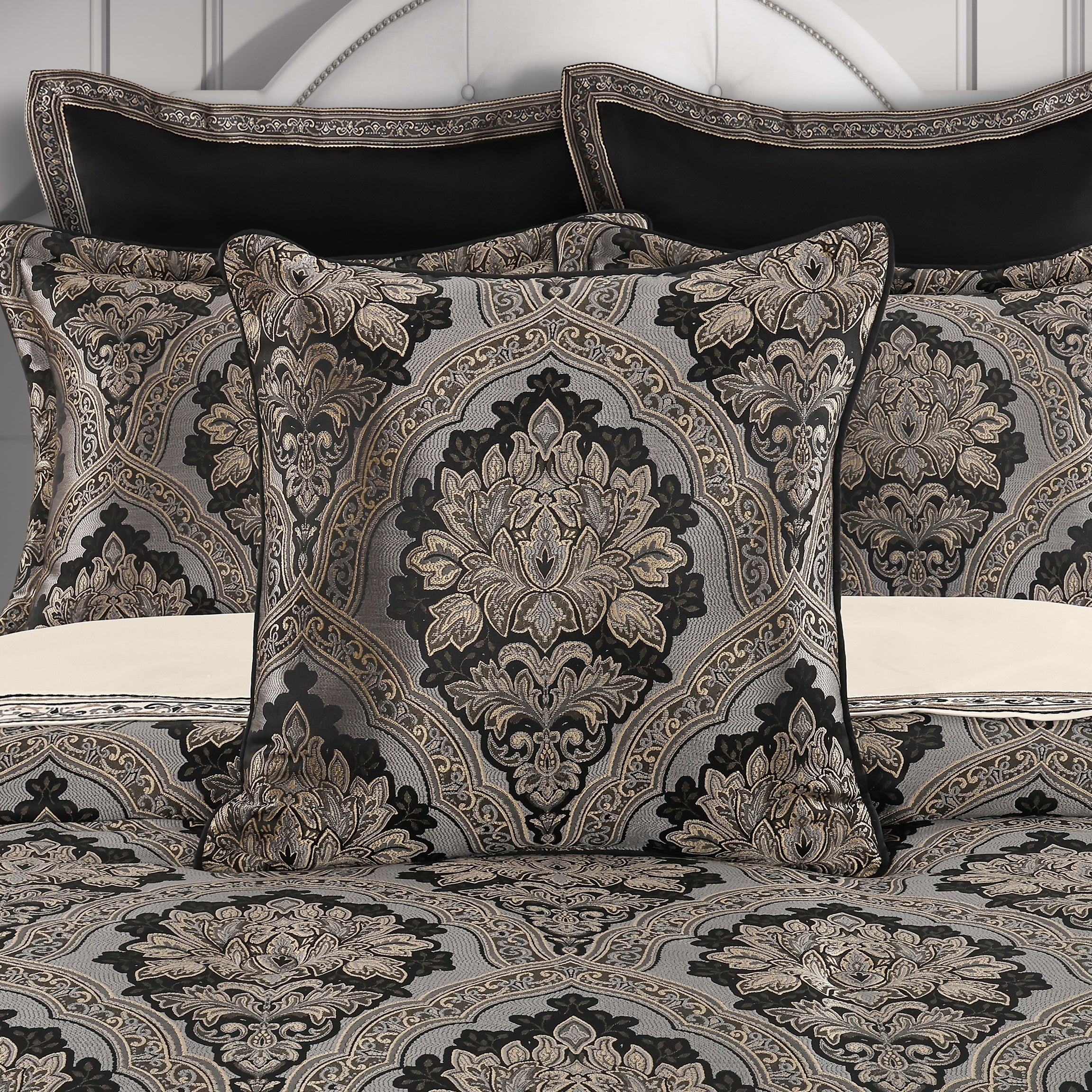 HarrimanBlackSquareDecorativeThrowPillow20-x-20