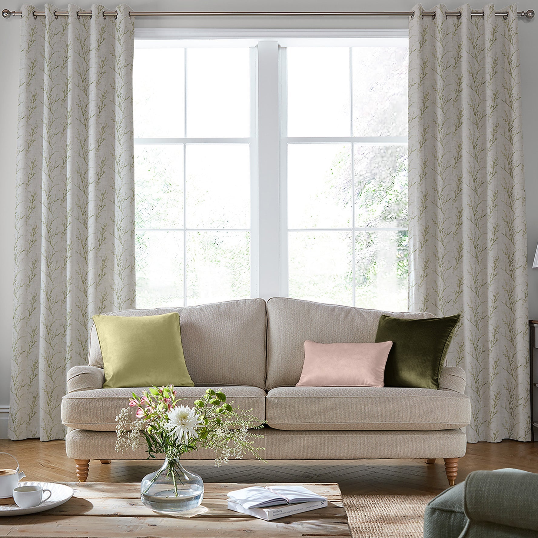 LAUF-0071_Pussy-Willow-Embroidery-Hedgerow_Curtain-Cameo_733f8175-0758-46dd-9418-108085853ca5