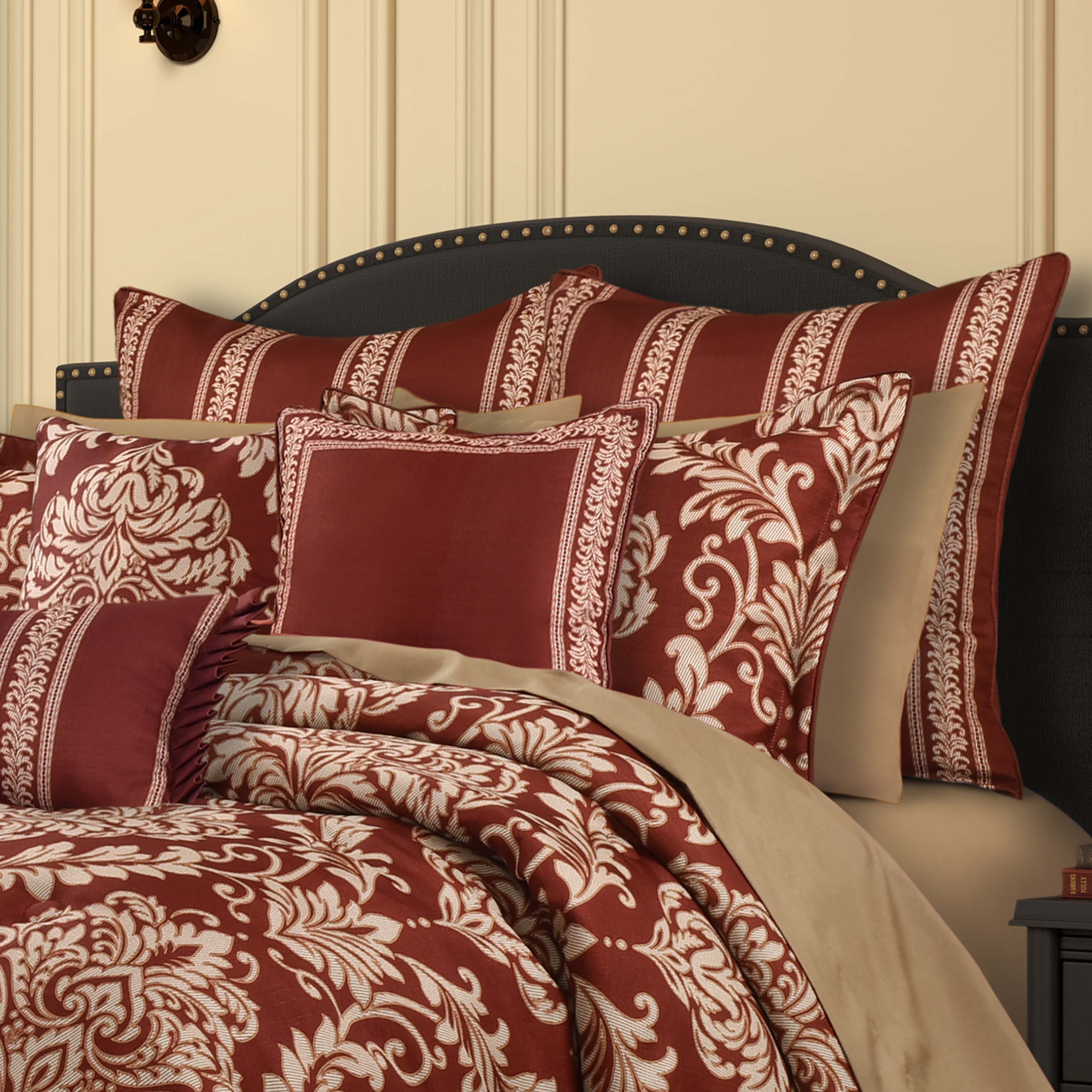 LaziaRed3PieceComforterSet-2