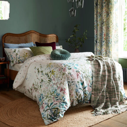 Laura Ashley Pointon