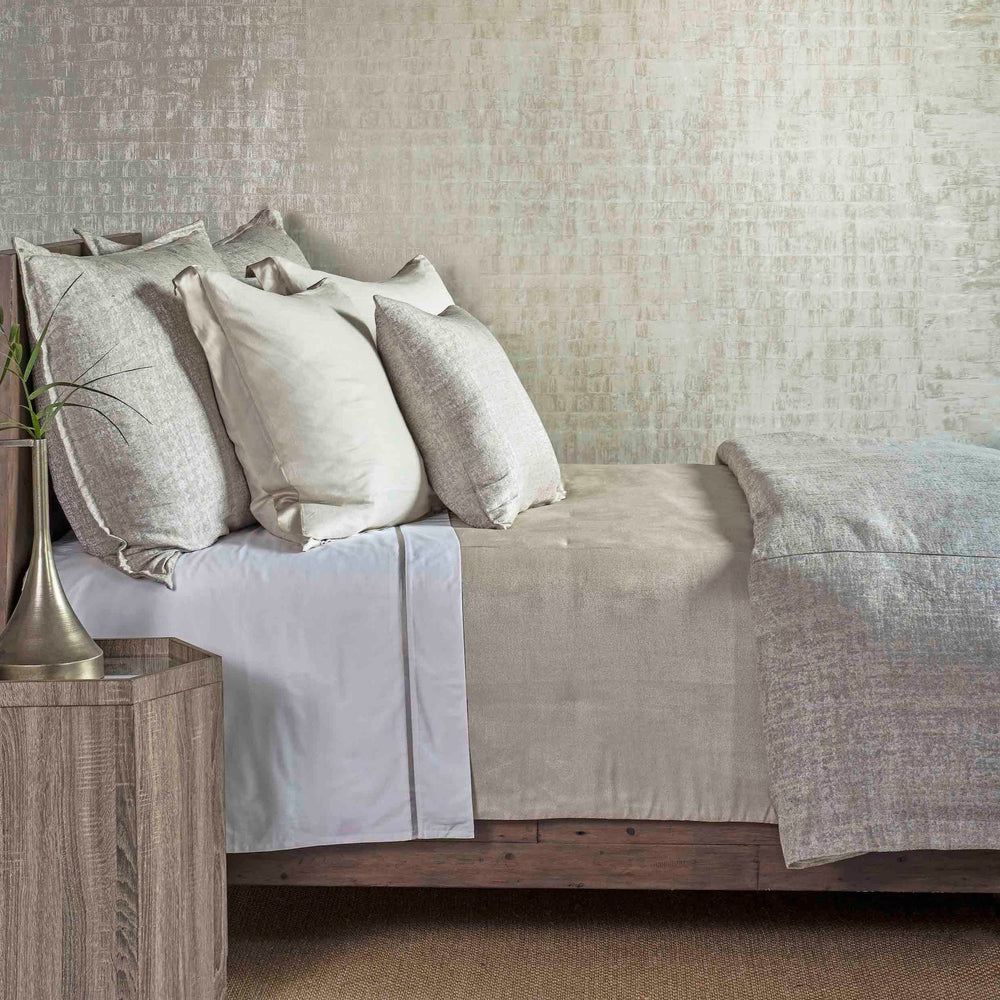 Serac_Lifestyle_1_500x500_crop_center_2x_9ac7723b-22d7-46e8-9fa9-8348e7ce16f5